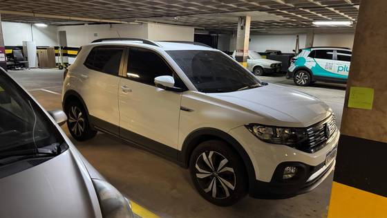 VOLKSWAGEN T-CROSS 1.0 200 TSI TOTAL FLEX COMFORTLINE AUTOMÁTICO